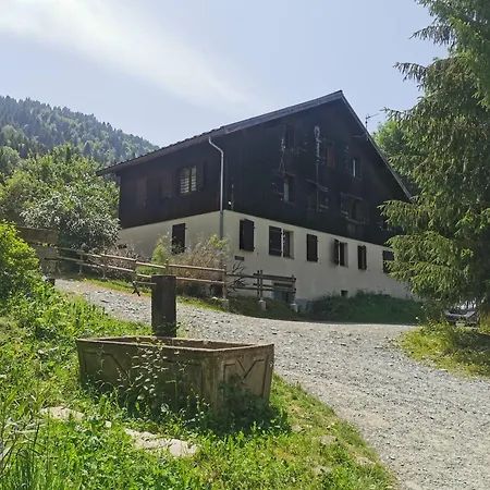 Hostel Le Criou - Les Fermes De Vercland